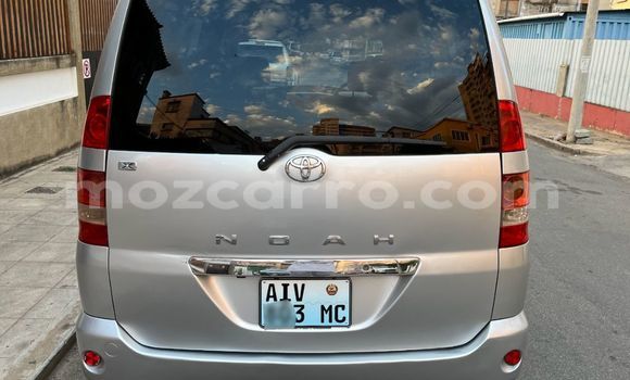 Nunua Ilio tumika Toyota Noah Fedha Gari ndani ya Maputo nchini Maputo Nunua Ilio tumika Toyota Noah Fedha Gari ndani ya Maputo nchini Maputo