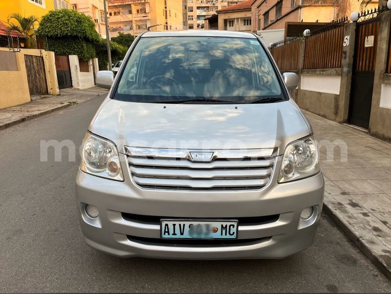 Big with watermark toyota noah maputo maputo 31572