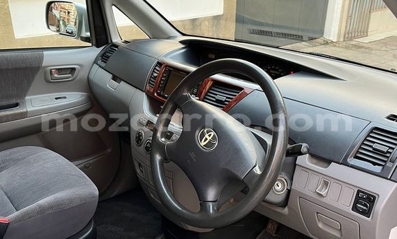 Nunua Ilio tumika Toyota Noah Fedha Gari ndani ya Maputo nchini Maputo Nunua Ilio tumika Toyota Noah Fedha Gari ndani ya Maputo nchini Maputo
