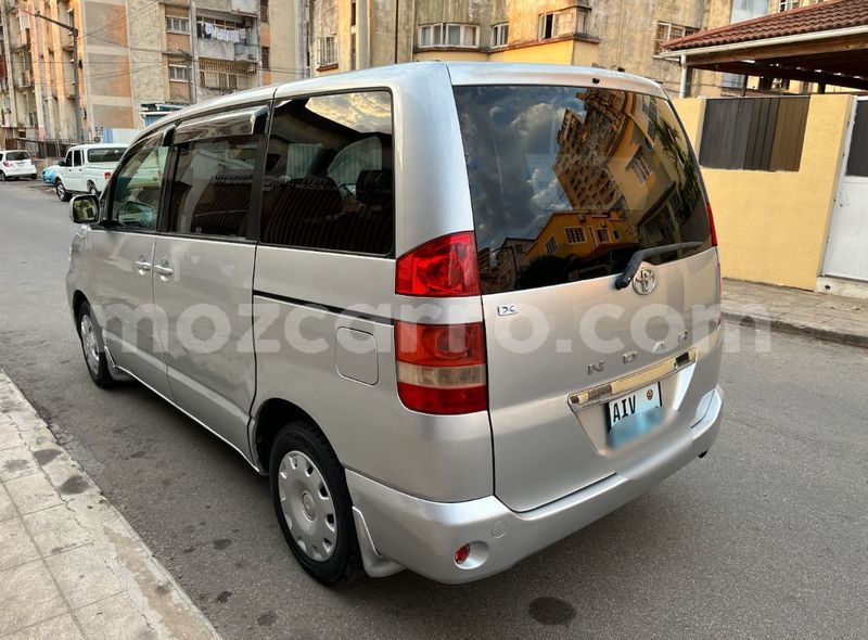 Big with watermark toyota noah maputo maputo 31572