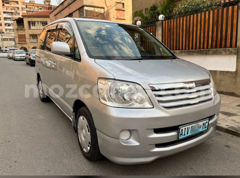 Big with watermark toyota noah maputo maputo 31572