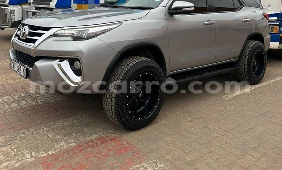 Comprar Usado Toyota Fortuner De outros Carro em Maputo em Maputo Comprar Usado Toyota Fortuner De outros Carro em Maputo em Maputo