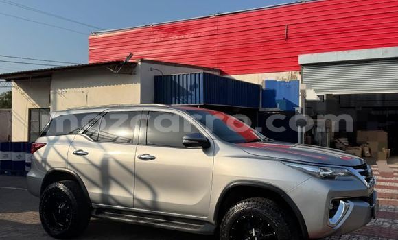 Comprar Usado Toyota Fortuner De outros Carro em Maputo em Maputo Comprar Usado Toyota Fortuner De outros Carro em Maputo em Maputo