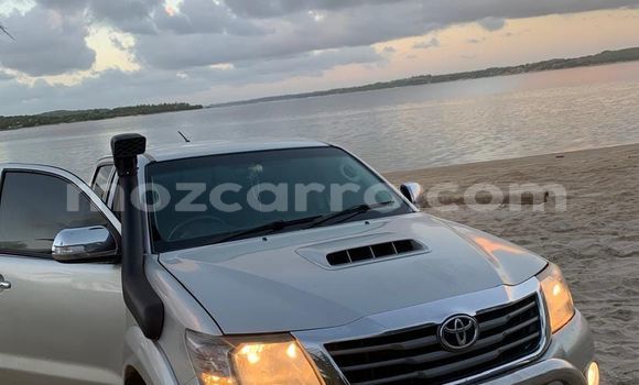 Tenga Tsaru Toyota Hilux Sirivha Mota in Maputo in Maputo Tenga Tsaru Toyota Hilux Sirivha Mota in Maputo in Maputo