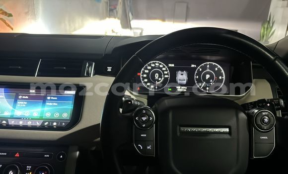 Nunua Ilio tumika Range Rover Range Rover Nyeupe Gari ndani ya Maputo nchini Maputo Nunua Ilio tumika Range Rover Range Rover Nyeupe Gari ndani ya Maputo nchini Maputo