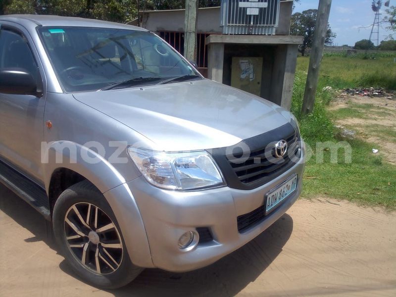 Big with watermark toyota hilux maputo maputo 31581