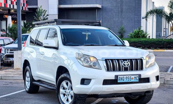 Nunua Ilio tumika Toyota Land Cruiser Prado Nyeupe Gari ndani ya Maputo nchini Maputo Nunua Ilio tumika Toyota Land Cruiser Prado Nyeupe Gari ndani ya Maputo nchini Maputo