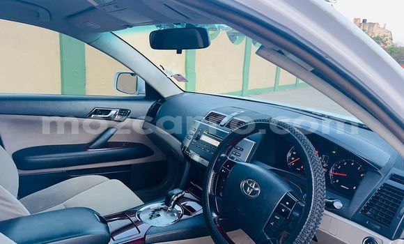 Comprar Usado Toyota Mark X Branco Carro em Maputo em Maputo Comprar Usado Toyota Mark X Branco Carro em Maputo em Maputo