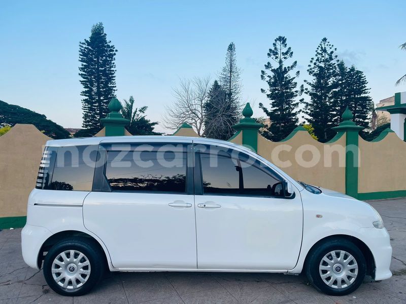 Big with watermark toyota sienta maputo maputo 31588