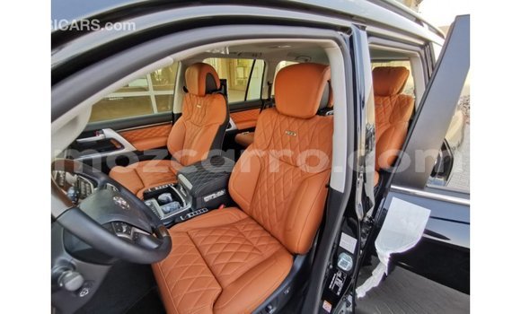 Tenga Imported Toyota Land Cruiser Nhema Mota in Import - Dubai in Cabo Delgado Tenga Imported Toyota Land Cruiser Nhema Mota in Import - Dubai in Cabo Delgado