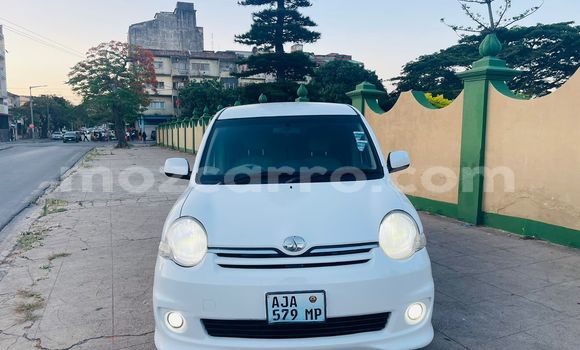 Nunua Ilio tumika Toyota Sienta Nyeupe Gari ndani ya Maputo nchini Maputo Nunua Ilio tumika Toyota Sienta Nyeupe Gari ndani ya Maputo nchini Maputo