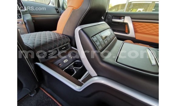 Tenga Imported Toyota Land Cruiser Nhema Mota in Import - Dubai in Cabo Delgado Tenga Imported Toyota Land Cruiser Nhema Mota in Import - Dubai in Cabo Delgado