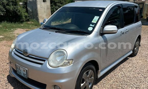 Comprar Usado Toyota Sienta De outros Carro em Maputo em Maputo