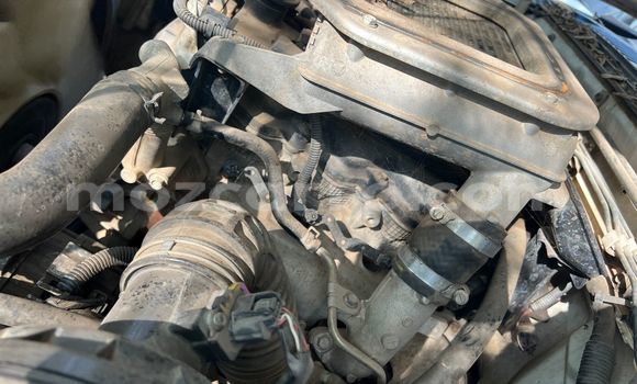 Comprar Usado Nissan Hardbody Branco Carro em Maputo em Maputo Comprar Usado Nissan Hardbody Branco Carro em Maputo em Maputo