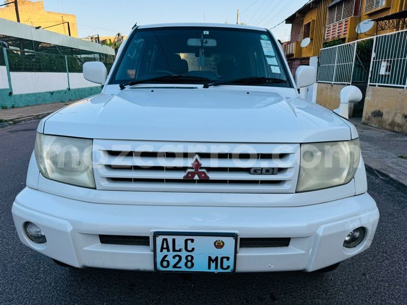 Big with watermark mitsubishi pajero io maputo maputo 31642