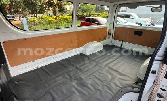 Tenga Tsaru Toyota Hiace Chena Mota in Maputo in Maputo Tenga Tsaru Toyota Hiace Chena Mota in Maputo in Maputo