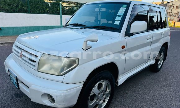 Comprar Usado Mitsubishi Pajero iO Branco Carro em Maputo em Maputo Comprar Usado Mitsubishi Pajero iO Branco Carro em Maputo em Maputo