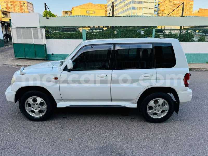 Big with watermark mitsubishi pajero io maputo maputo 31651