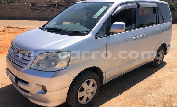 Tenga Tsaru Toyota Noah Zvimwe Mota in Maputo in Maputo Tenga Tsaru Toyota Noah Zvimwe Mota in Maputo in Maputo
