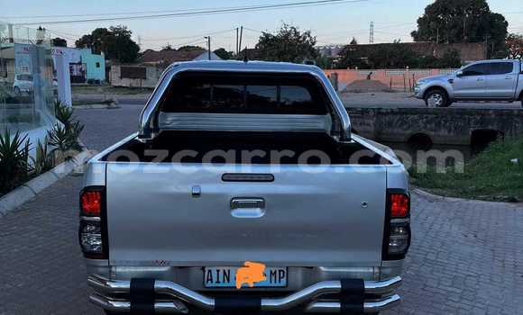 Tenga Tsaru Toyota Hilux Zvimwe Mota in Maputo in Maputo Tenga Tsaru Toyota Hilux Zvimwe Mota in Maputo in Maputo