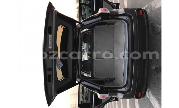 Tenga Imported Toyota Highlander Zvimwe Mota in Import - Dubai in Cabo Delgado Tenga Imported Toyota Highlander Zvimwe Mota in Import - Dubai in Cabo Delgado