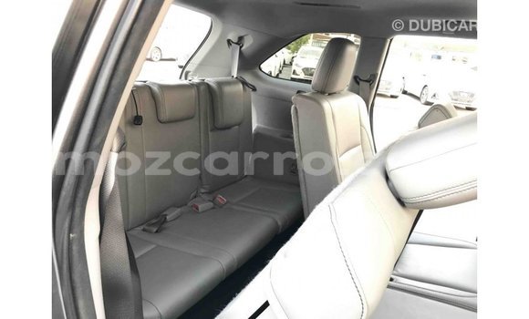 Tenga Imported Toyota Highlander Zvimwe Mota in Import - Dubai in Cabo Delgado Tenga Imported Toyota Highlander Zvimwe Mota in Import - Dubai in Cabo Delgado