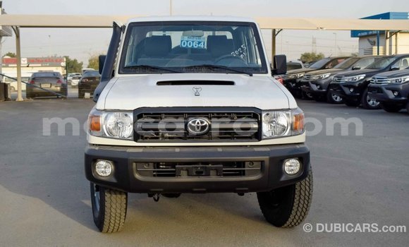 Nunua Imported Toyota Land Cruiser Beige Gari ndani ya Import - Dubai nchini Cabo Delgado Nunua Imported Toyota Land Cruiser Beige Gari ndani ya Import - Dubai nchini Cabo Delgado