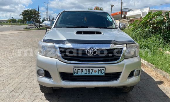 Comprar Usado Toyota Hilux Bege Carro em Maputo em Maputo Comprar Usado Toyota Hilux Bege Carro em Maputo em Maputo
