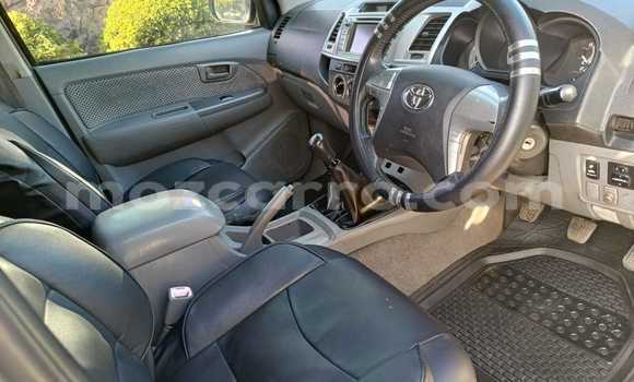 Buy Used Toyota Hilux Silver Car in Maputo in Maputo Buy Used Toyota Hilux Silver Car in Maputo in Maputo
