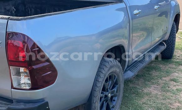 Comprar Usado Toyota Hilux Prata Carro em Maputo em Maputo Comprar Usado Toyota Hilux Prata Carro em Maputo em Maputo