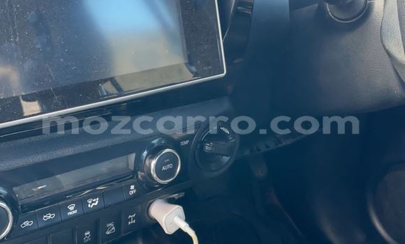 Comprar Usado Toyota Hilux Prata Carro em Maputo em Maputo Comprar Usado Toyota Hilux Prata Carro em Maputo em Maputo