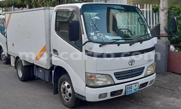 Buy New Toyota Dyna White Truck in Maputo in Maputo Buy New Toyota Dyna White Truck in Maputo in Maputo