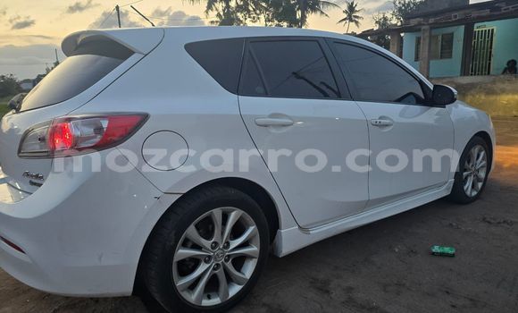 Nunua Ilio tumika Mazda Axela Nyeupe Gari ndani ya Maputo nchini Maputo Nunua Ilio tumika Mazda Axela Nyeupe Gari ndani ya Maputo nchini Maputo