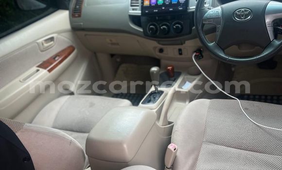 Comprar Usado Toyota Hilux Branco Carro em Maputo em Maputo Comprar Usado Toyota Hilux Branco Carro em Maputo em Maputo