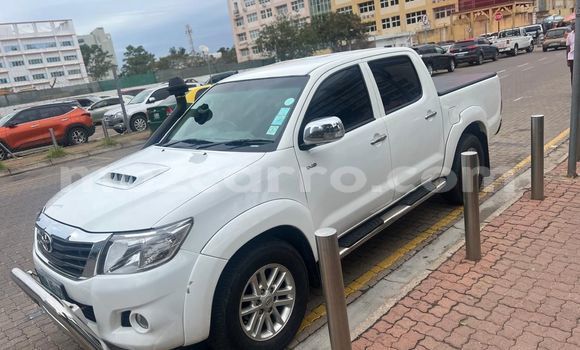 Comprar Usado Toyota Hilux Branco Carro em Maputo em Maputo Comprar Usado Toyota Hilux Branco Carro em Maputo em Maputo