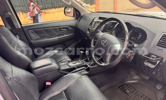 Comprar Usado Toyota Fortuner Castanho Carro em Maputo em Maputo Comprar Usado Toyota Fortuner Castanho Carro em Maputo em Maputo