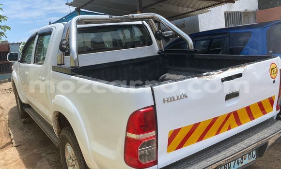 Comprar Usado Toyota Hilux Branco Carro em Maputo em Maputo Comprar Usado Toyota Hilux Branco Carro em Maputo em Maputo
