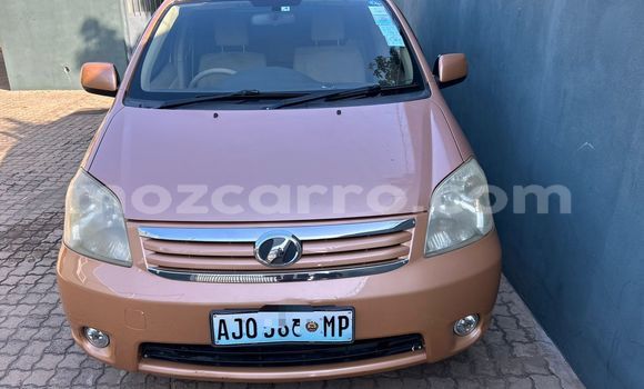 Comprar Novo Toyota Raum Castanho Carro em Maputo em Maputo