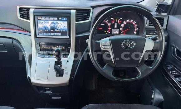 Tenga Itsva Toyota Vellfire Chena Mota in Maputo in Maputo Tenga Itsva Toyota Vellfire Chena Mota in Maputo in Maputo