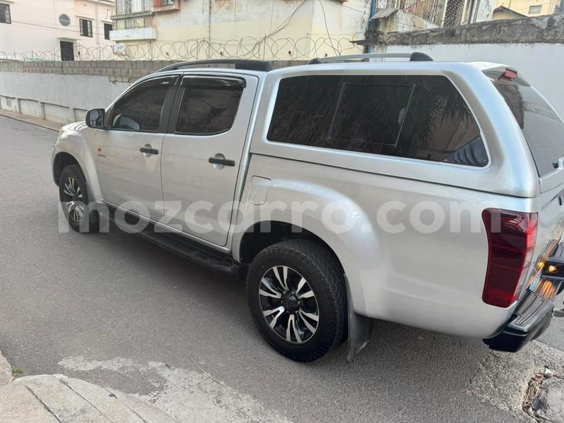 Big with watermark isuzu d max maputo maputo 31741