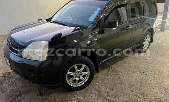 Nunua Mpya Nissan X-Trail Nyeusi Gari ndani ya Maputo nchini Maputo