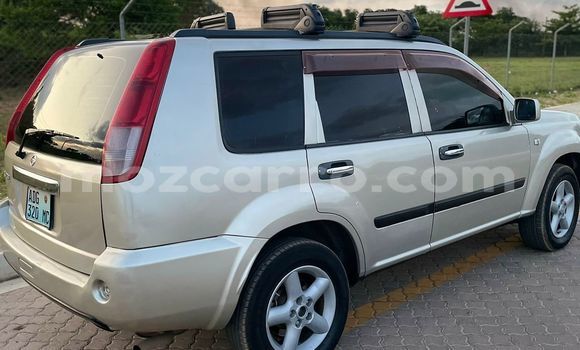 Nunua Ilio tumika Nissan X-Trail Beige Gari ndani ya Maputo nchini Maputo Nunua Ilio tumika Nissan X-Trail Beige Gari ndani ya Maputo nchini Maputo