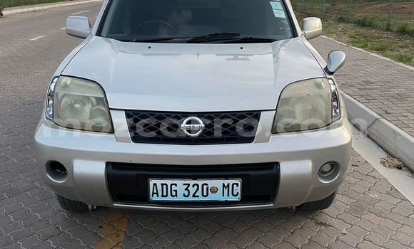 Nunua Ilio tumika Nissan X-Trail Beige Gari ndani ya Maputo nchini Maputo Nunua Ilio tumika Nissan X-Trail Beige Gari ndani ya Maputo nchini Maputo
