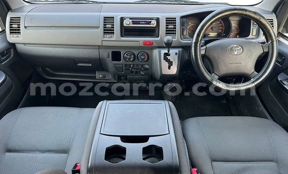 Buy Used Toyota Hiace Silver Car in Maputo in Maputo Buy Used Toyota Hiace Silver Car in Maputo in Maputo