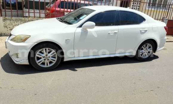 Comprar Usado Toyota 4Runner Branco Carro em Maputo em Maputo Comprar Usado Toyota 4Runner Branco Carro em Maputo em Maputo