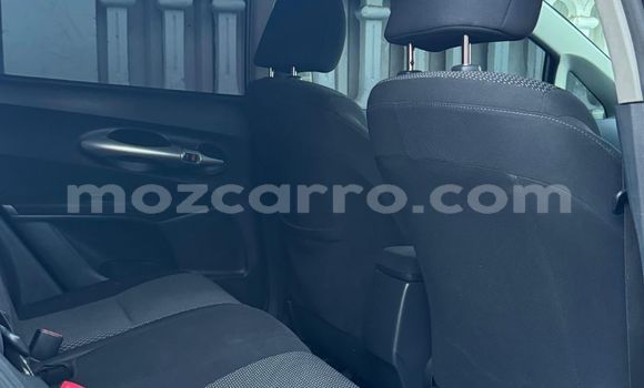 Tenga Tsaru Toyota Auris Zvimwe Mota in Maputo in Maputo Tenga Tsaru Toyota Auris Zvimwe Mota in Maputo in Maputo