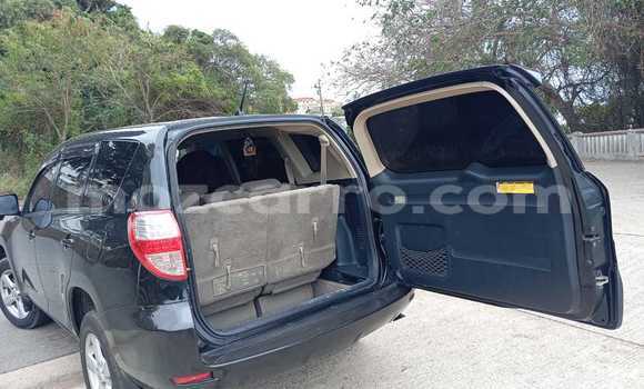 Buy Used Toyota Vanguard Black Car in Maputo in Maputo Buy Used Toyota Vanguard Black Car in Maputo in Maputo