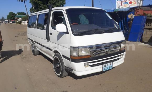 Tenga Tsaru Toyota Hiace Chena Mota in Maputo in Maputo Tenga Tsaru Toyota Hiace Chena Mota in Maputo in Maputo