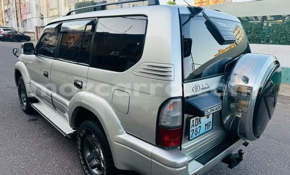 Tenga Tsaru Toyota Land Cruiser Prado Zvimwe Mota in Maputo in Maputo Tenga Tsaru Toyota Land Cruiser Prado Zvimwe Mota in Maputo in Maputo