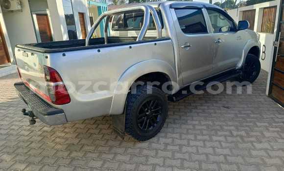 Buy Used Toyota Hilux Beige Car in Maputo in Maputo Buy Used Toyota Hilux Beige Car in Maputo in Maputo